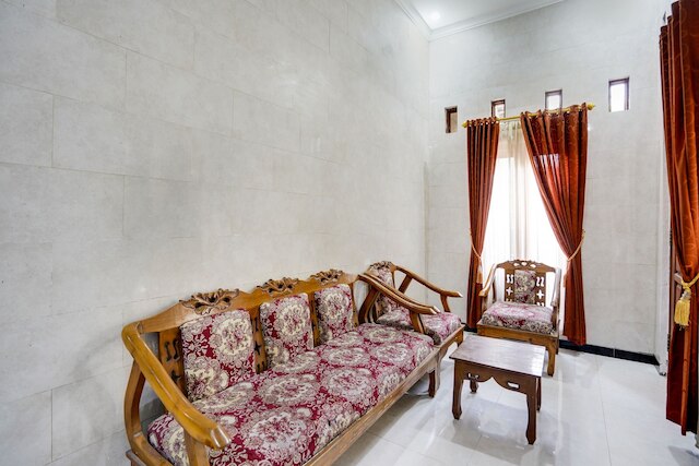 OYO Life 91893 コスト ジェジェ シャリア