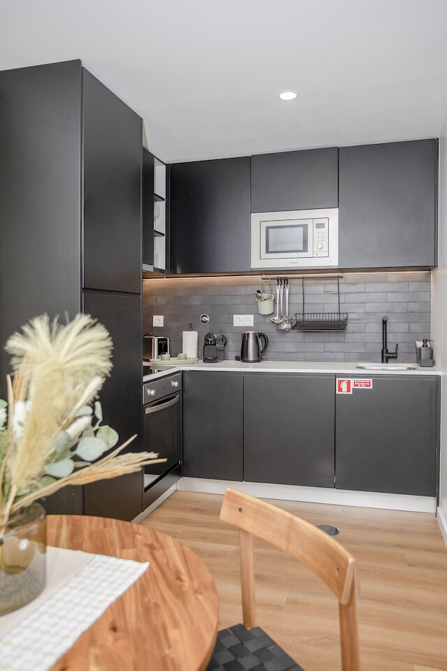 NAXアパートC by Liiiving