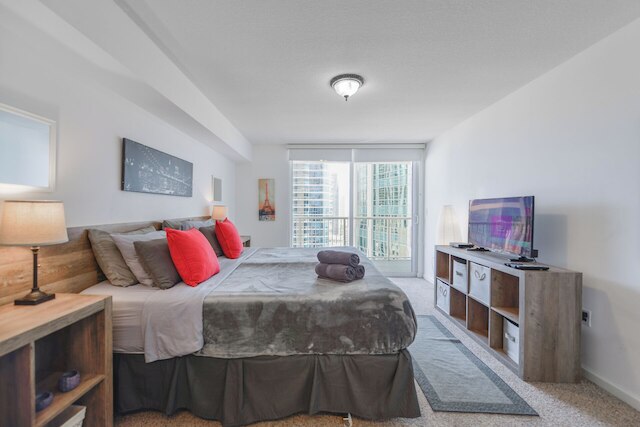 ブリケルの31階のシティビューコンド