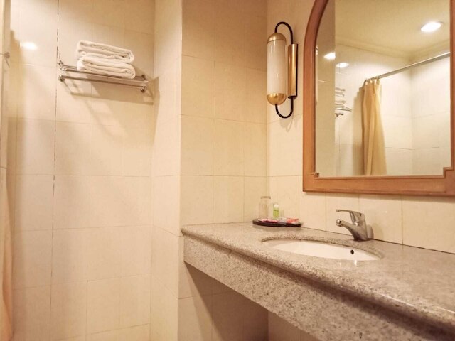 A' Bahtera Residence