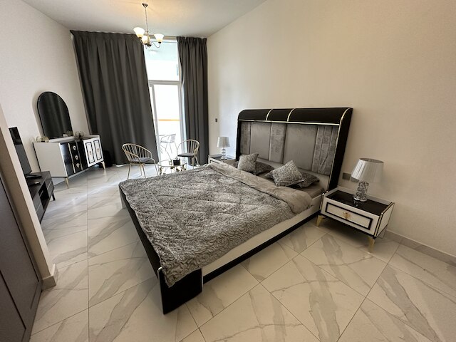 マスターピース - エレガント スタジオ ウィズ カナルビュー イン ビジネスベイ