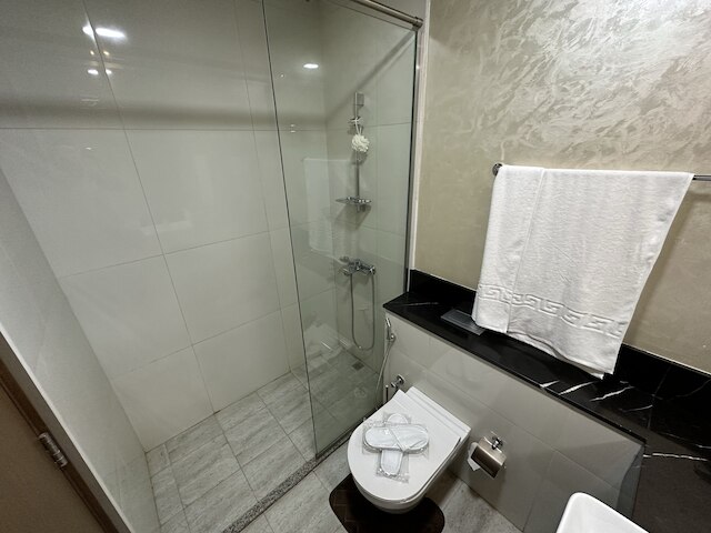 マスターピース - エレガント スタジオ ウィズ カナルビュー イン ビジネスベイ