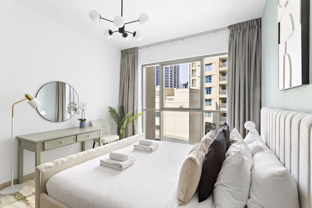 シルクハウスブールバードセントラル、ダウンタウンドバイ