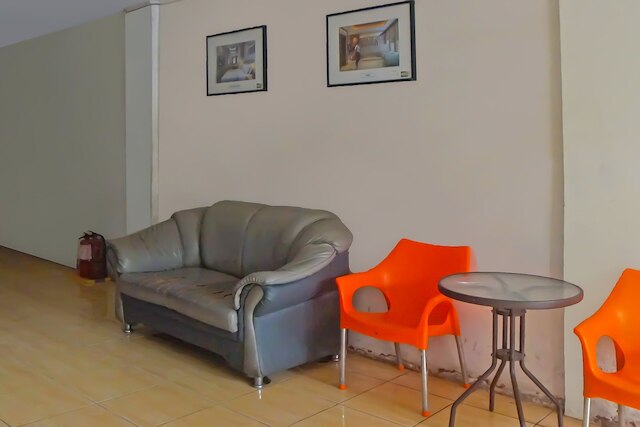 OYO  92371 BB ハウス ジャパリス