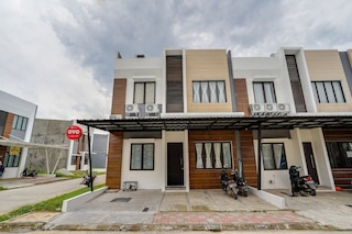 OYO Life 90211 I-sidjiイン