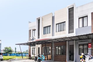 OYO  91646 フィオ コロンバス レジデンス