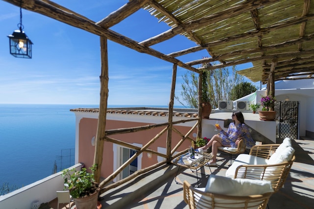 カサ テリー - ラブリー アパートメント ウィズ シー ビュー