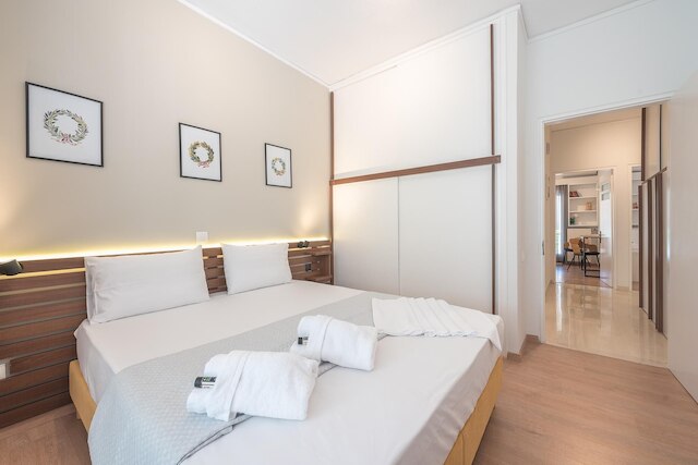 フィリッポス アクロポリス ホーム バイ クラウドキーズ