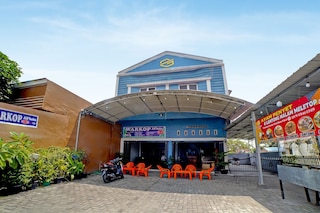 ホテル O グルシンガ ゲストハウス