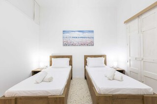 スリーマ ラブリー フラット