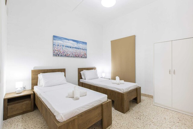 スリーマ ラブリー フラット