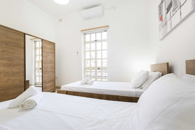 スリーマ ラブリー フラット