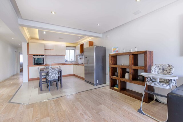 シーフロント アパートメント