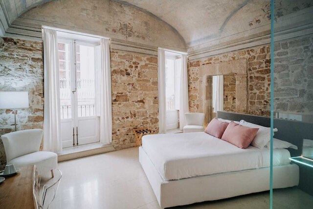 アンブロシア - タイムレス ホスティング