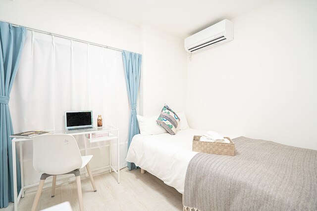 ZAITO Tokyo Luna Lane Economy Inn