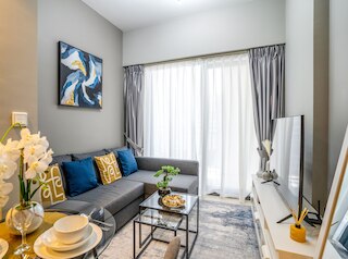 タニン - ザダタワーの1BRアパート、運河の眺め