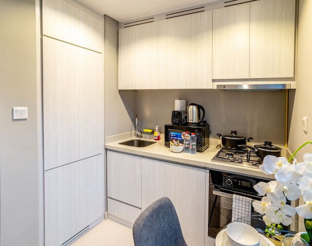 タニン - ザダタワーの1BRアパート、運河の眺め