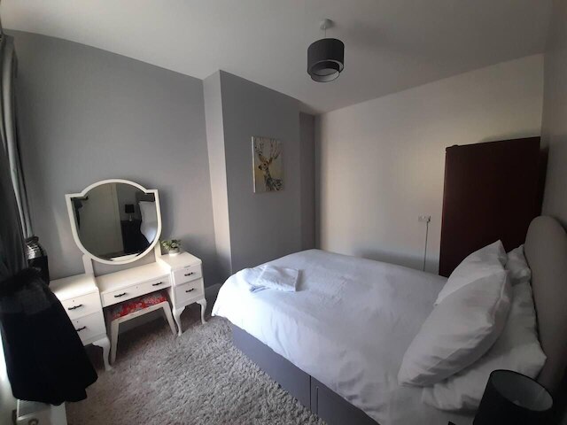 スタイリッシュ  4 ベッド ハウス - 15 ミン トゥ マンチェスター センター