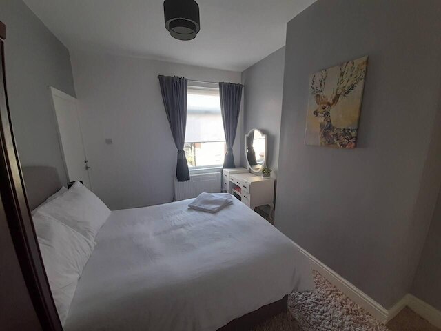 スタイリッシュ  4 ベッド ハウス - 15 ミン トゥ マンチェスター センター