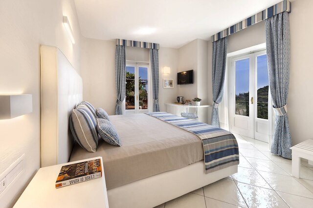 ヴィラ・カルロッタ・ミノリ