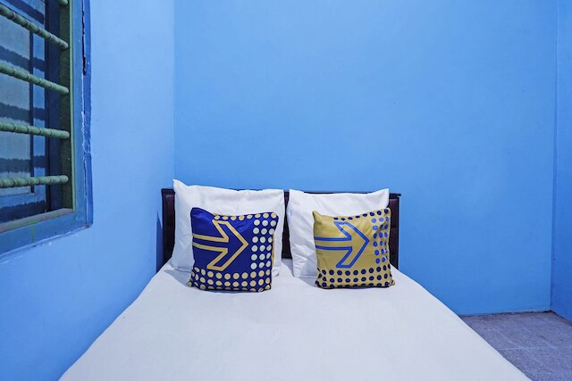 OYO ライフ 91859 コスト ブデ シャリア