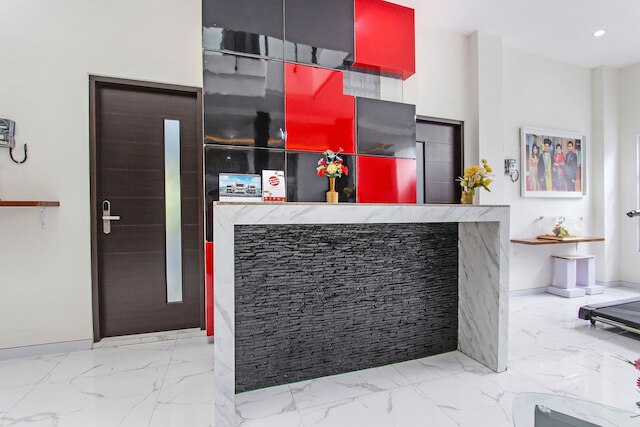 キャピタル O 91665 D'プロフ エクスクルーシブ ゲストハウス