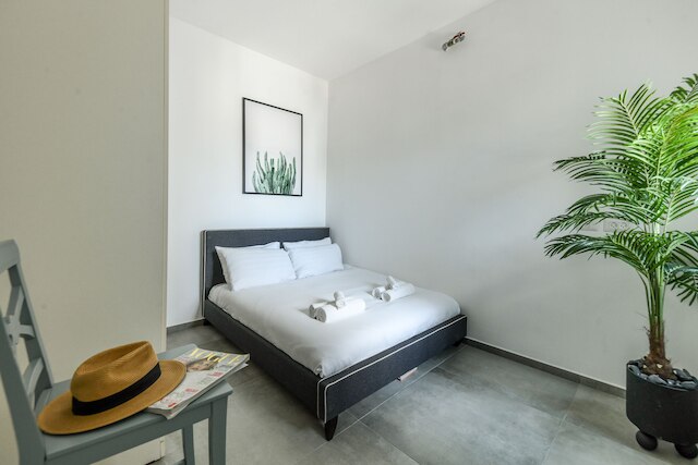 オプレントイーズ2BRアパートインミッドタウン