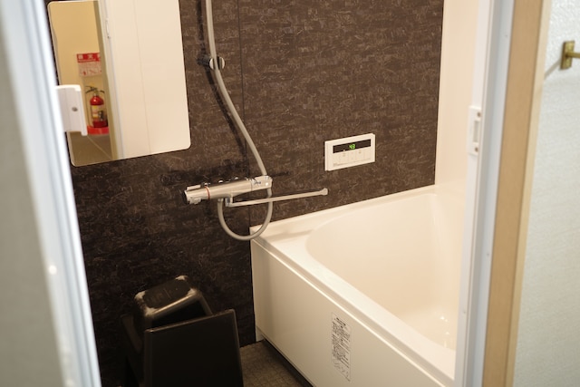 継〈TSUNAGU〉 空蝉〈Utsusemi〉/帚木〈Hahakigi〉