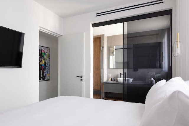 スカイライン セレニティ by tlv2rent