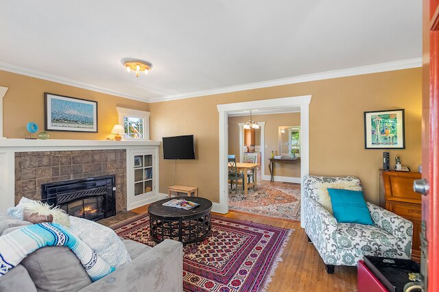 エンチャンテッド パス トゥ ア ガーデンスケープ