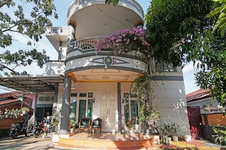 ホテル O ヨゼフ ホームステイ シャリア