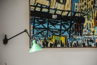 モンテフィオーレのアーティスティック2BDアパートメント（バルコニー付）