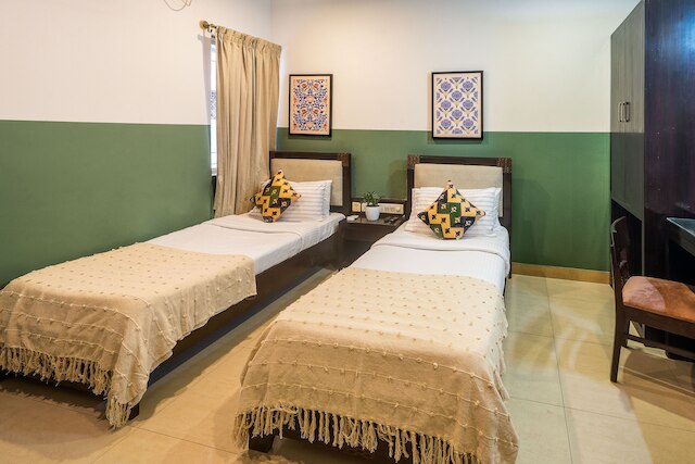 オリーブ ジップ レスト ハウス ロード バイ エンバシー グループ