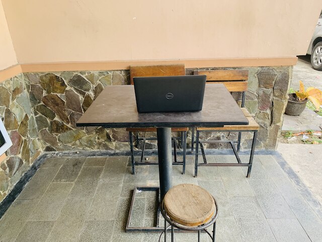 ホテル O ナイラ ホームステイ シャリア ニア コロコロ パナム, カラオケ, プール, & カフェ