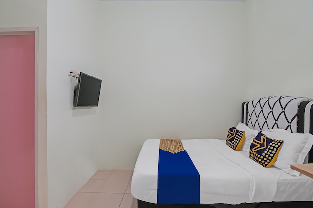 スポット オン 92093 フェリ ホームステイ