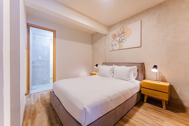 コンデサ チョルーラ ロフツ バイ VH