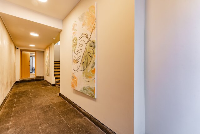 コンデサ チョルーラ ロフツ バイ VH