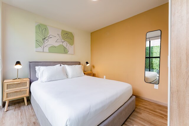 コンデサ チョルーラ ロフツ バイ VH