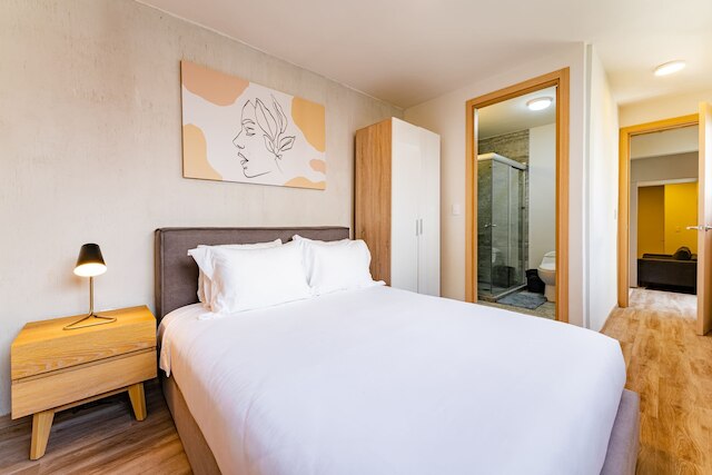 コンデサ チョルーラ ロフツ バイ VH