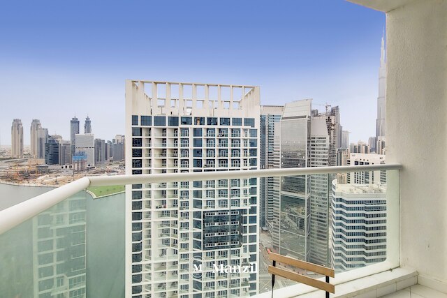 マンジル - 1BR イン ビジネス ベイ ウィズ ブルジュ & カナル ビュー