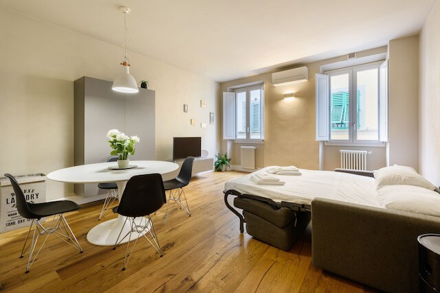 ディモーラ サンタ クローチェ バイ メガ