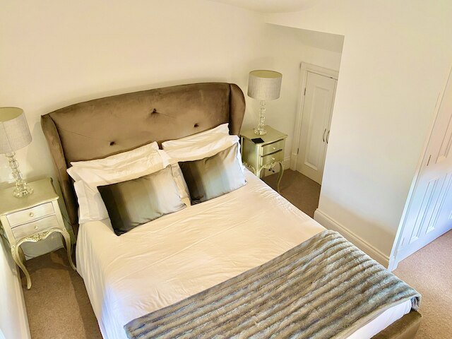 ザレストホテル