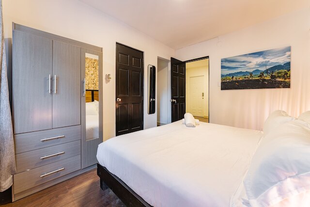 コンデサ ザモラ ロフツ バイ VH