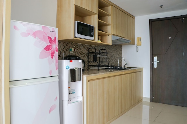 コンフォート ステイ スタジオ アット タマンサリ ザ ハイブ  アパートメント