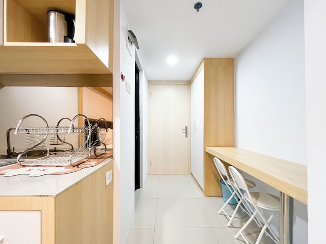 モダン ルック スタジオ アット デ プリマ  アパートメント