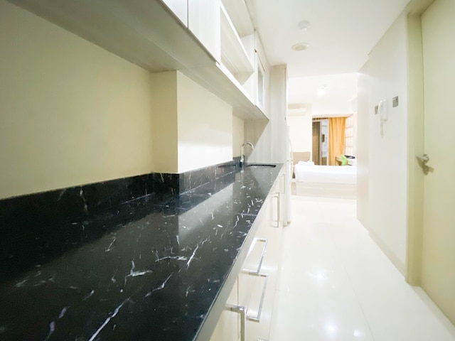 ナイス アンド エレガント スタジオ アパートメント アット ワーホル (W /R) レジデンス