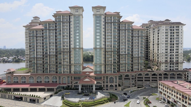 クチンリバリンリゾート