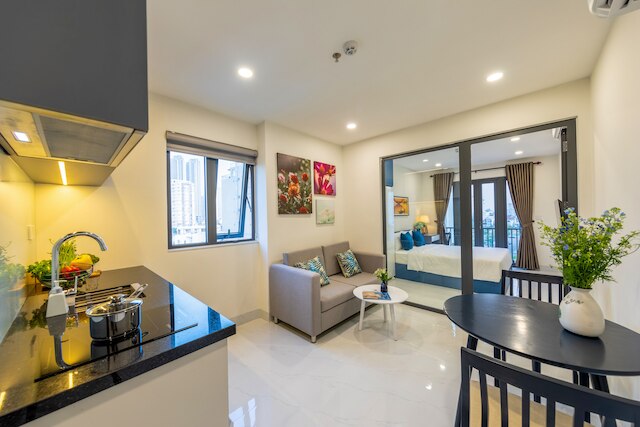 ザ ホーム ホテル & アパートメント