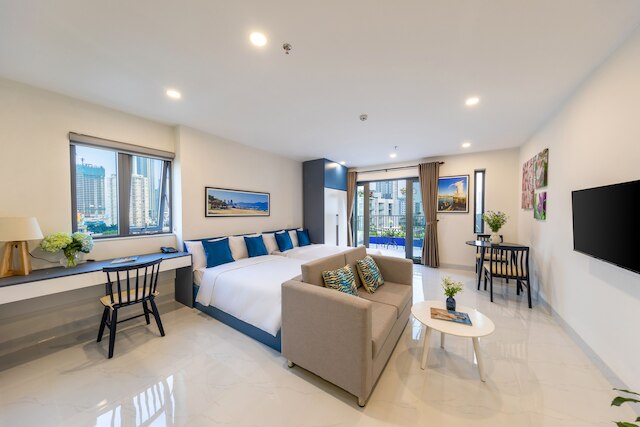 ザ ホーム ホテル & アパートメント