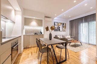 フェドラス・リビング・エグゼクティブ・フラット・コロナキ